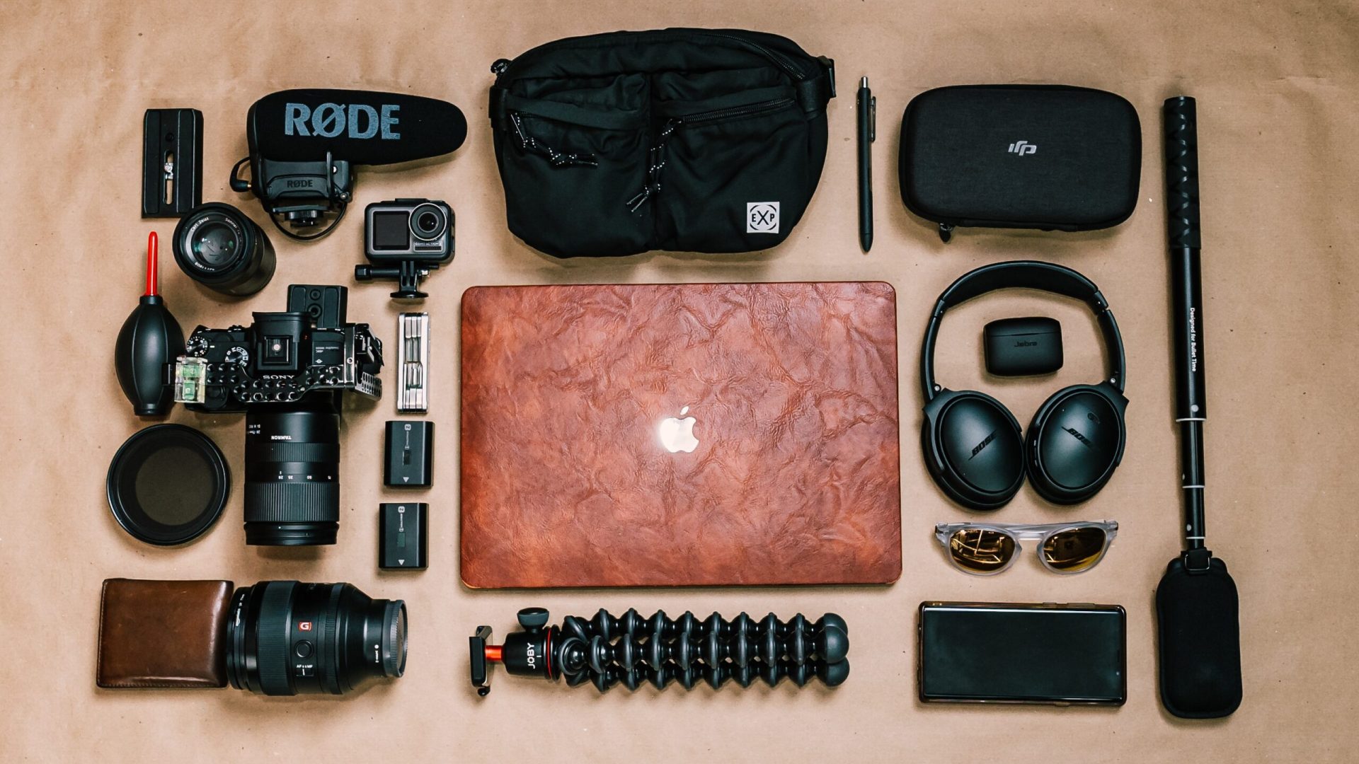 Consumer-Electronics-pexels-ricardo-esquivel-4011762